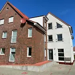 Muehlenstrasse 19 50227 * Carolinensiel