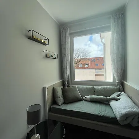 Muehlenstrasse 19 50227 Каролинензиль